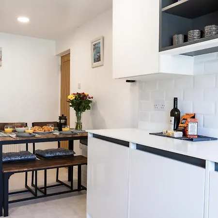 Finest Retreats - Tinners Rest * St Austell